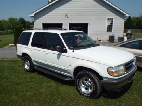 1998 ford explorer xlt sport utility 4-door 5.0l