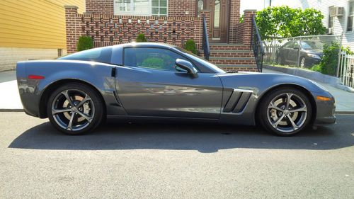 2011 chevrolet corvette grand sport coupe 2-door 6.2l