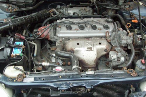 1999 Honda Accord EX Sedan 4-Door 2.3L 5spd.162k cold A/C near mint condition., image 7