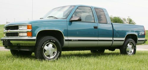 1997 chevrolet silverado z-71 4x4 ext.cab third door only! 55,500 original miles