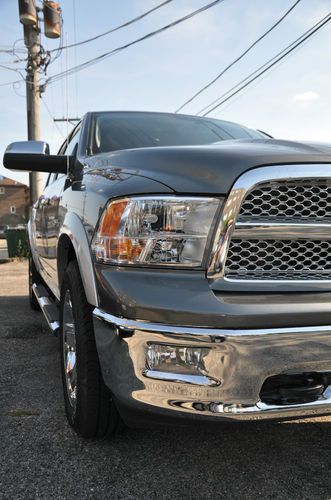 Dodge ram 1500  laramie 4x4 "low reserve"