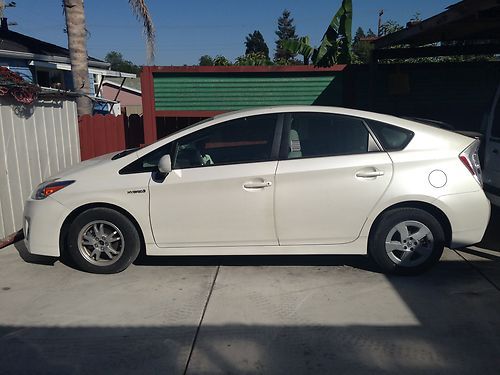 2010 Toyota Prius Base Hatchback 4-Door 1.8L, image 2