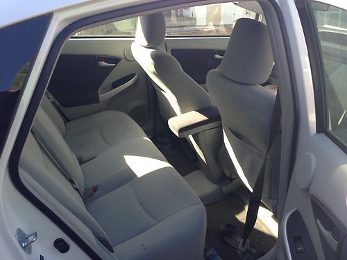 2010 Toyota Prius Base Hatchback 4-Door 1.8L, image 8