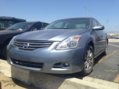 2011 nissan altima base sedan 4-door 2.5l