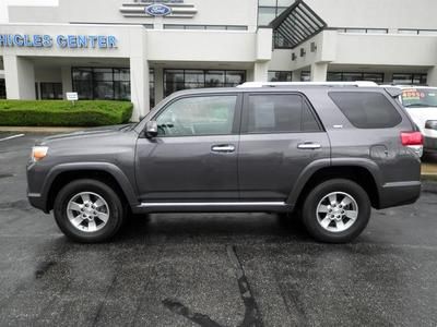 SR5 SUV 4.0L Leather Sunroof CD Premium Package 8 Speakers toyota 4x4, image 5