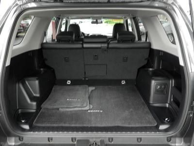 SR5 SUV 4.0L Leather Sunroof CD Premium Package 8 Speakers toyota 4x4, image 10