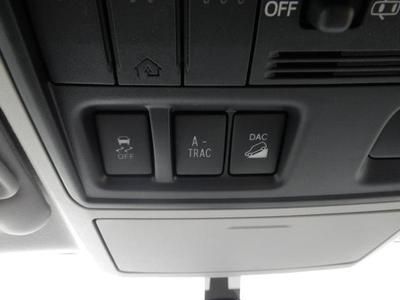SR5 SUV 4.0L Leather Sunroof CD Premium Package 8 Speakers toyota 4x4, image 22