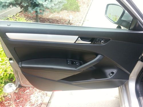 VW PASSAT, US $13,900.00, image 2