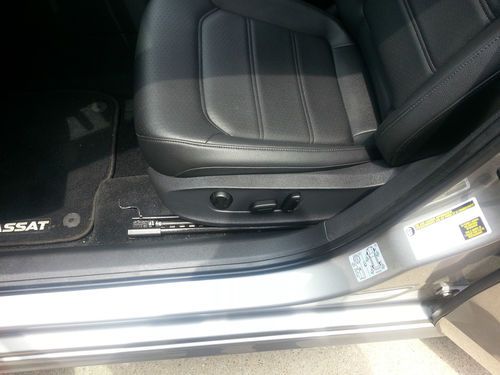 VW PASSAT, US $13,900.00, image 3