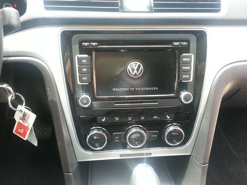 VW PASSAT, US $13,900.00, image 4