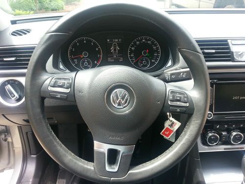 VW PASSAT, US $13,900.00, image 5