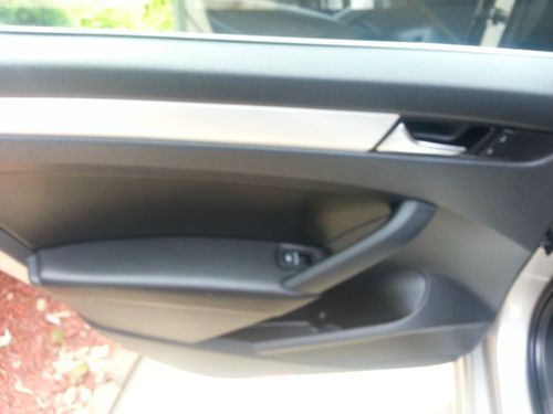 VW PASSAT, US $13,900.00, image 10