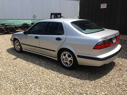 2000 saab 9-5 aero 4-door 2.3l hot turbo 5 speed manual fully service no reserve