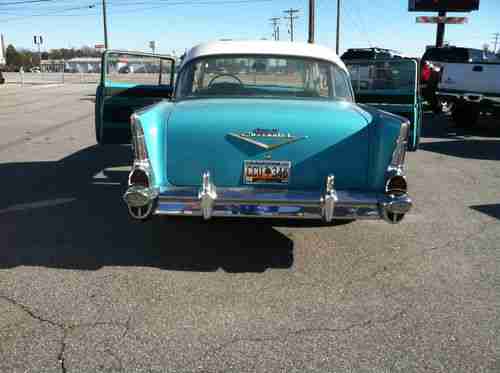 1957 Chevrolet Bel Air Teal 2 Door Post, image 3