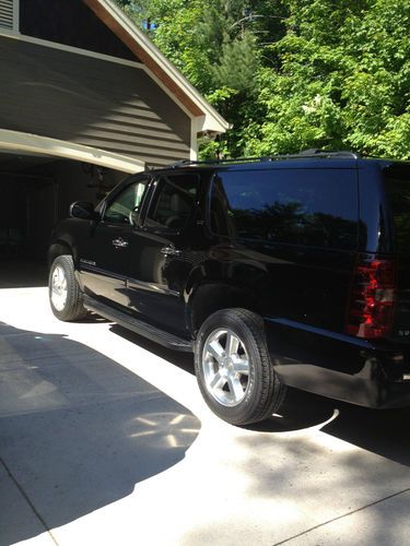 2009 chevrolet suburban 1500 ltz sport utility 4-door 5.3l