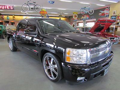2007 chevrolet silverado vortec max 6.0l crew cab ltz lowered just right!
