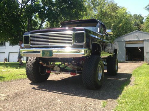 ***1978 chevy c-10 4x4, fully restored