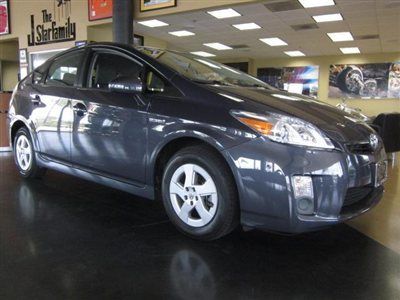 2010 toyota prius base gray 48k miles