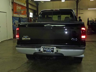 Diesel Truck 6.0L AM/FM radio Power steering 4-Wheel Disc Brakes ABS brakes, image 24