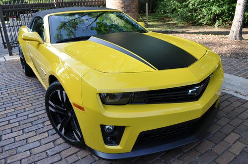 2013 camaro lt... zl1 clone!..leather/convertible/camera/bose/media/20's/sharp!