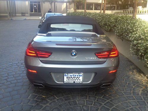 2012 BMW 650i Convertible 2-Door 4.4L, low mileage, image 2