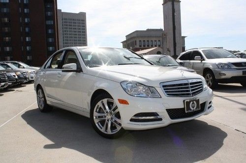 Certified pre-owned c300 4matic premium 1 package navigation luxury package