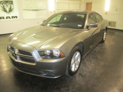 Sleek gray gently used 2012 dodge charger se