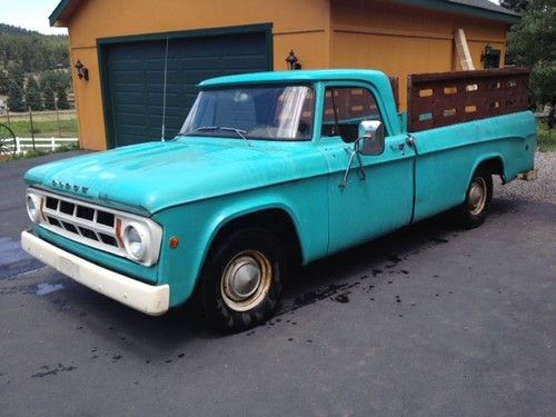 1968 dodge d-100 dodge pick with 225cc slant six engine