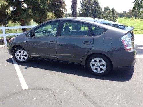 2007 Toyota Prius Touring Hatchback 4-Door 1.5L, image 2