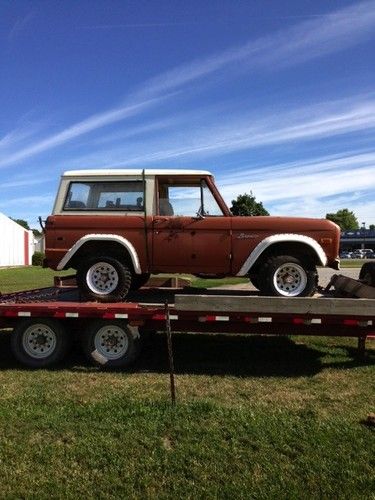 1973 Ford Bronco Wagon Sport Utility 2-Door 5.0L, image 3