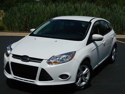 13 12 ford focus se sync alloy wheels 2k miles white flex fuel l @ @ k !