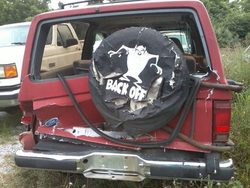 1989 ford bronco ii xlt plus sport utility 2-door 2.9l - rear end damage