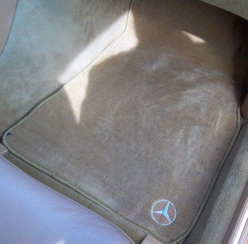 1985 Mercedes-Benz 380SE Base Sedan 4-Door 3.8L, image 4