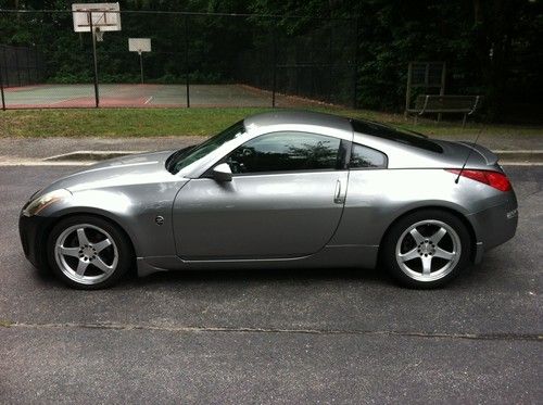 2003 nissan 350z touring coupe 2-door 3.5l