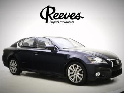 4dr sdn rwd 3.5l sunroof 4-wheel abs 4-wheel disc brakes 6-speed a/t fog lamps