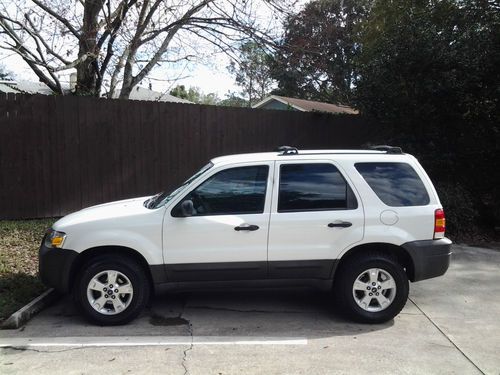 2005 ford escape xlt sport utility 4-door 3.0l