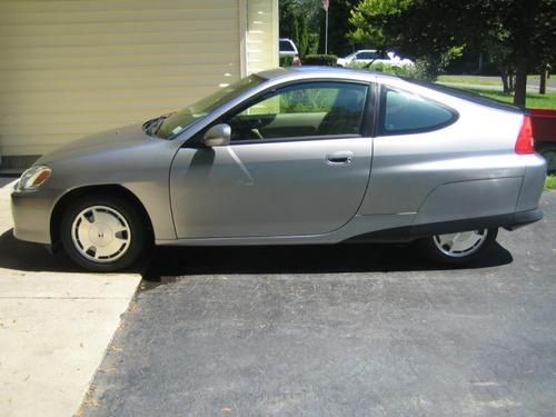 2004 honda insight / 73k original miles / super clean / needs nothing / 60 mpg !
