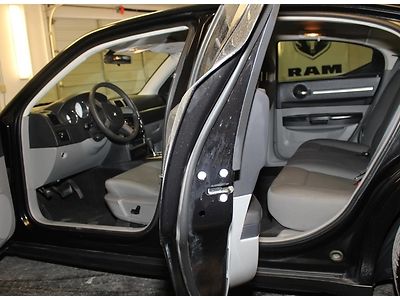 Sporty Rear Spoiler MP3 SIRIUS XM Steel Wheels Power Seat Cruise Dual Air Bags, image 12