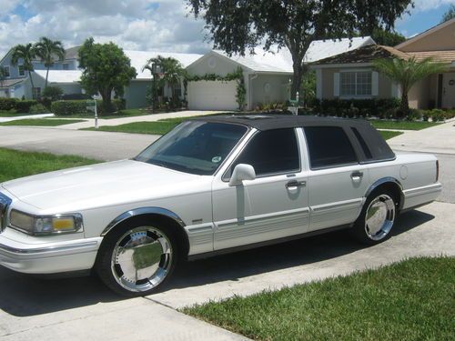 1996 lincolntown car