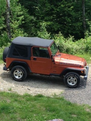 2000 jeep wrangler sahara sport utility 2-door 4.0l