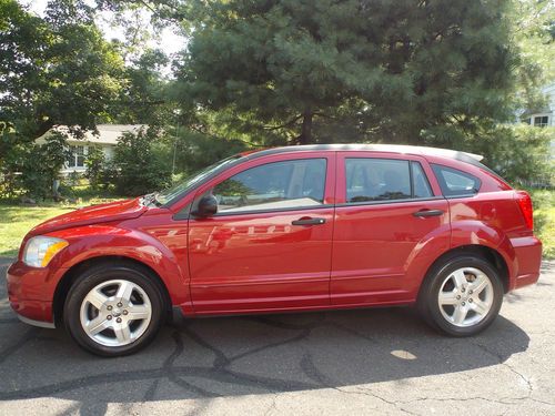 2007 dodge caliber sxt hatchback 4-door 2.0l