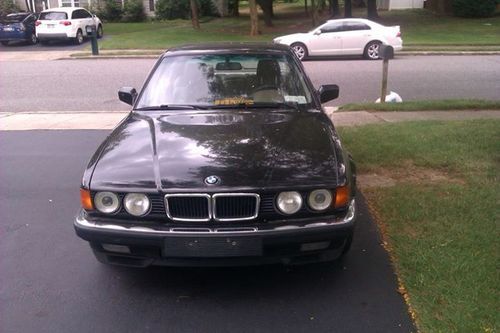 1994 black bmw 740 i series