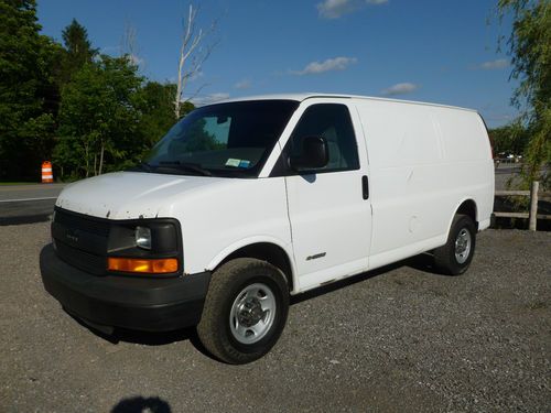 2005  chevy  base express 3500 1 ton 2 wheel drive work van