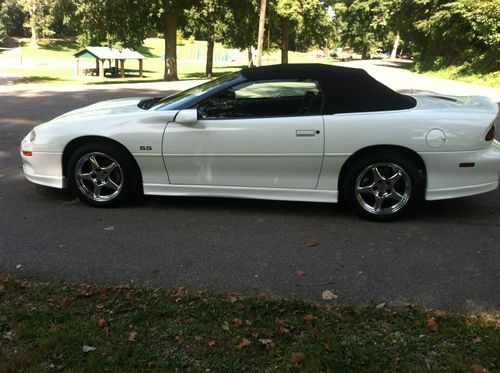 2000 chevrolet camaro ss convertible-new tires, low miles, stock, super slick!