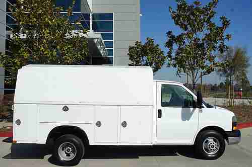 2005 GMC SAVANA G3500 CUTAWAY CA ROYAL TRUCK BODY SERVICE VAN LOW MILES 1 OWNER, image 2