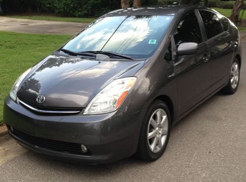 2007 toyota prius in very good condition