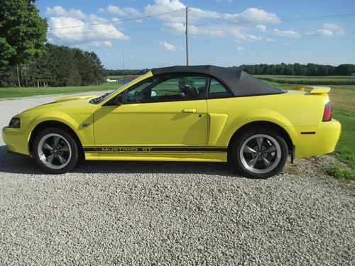 2003 yellow mustang gt convertible, low mileage