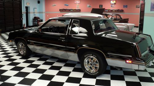 1985 oldsmobile 442 original 27,424miles absolutely perfect