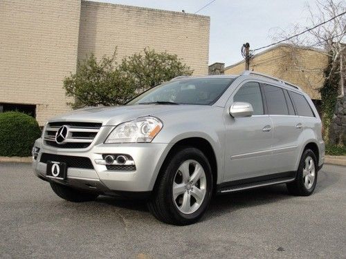 Beautiful 2010 mercedes-benz gl450 4-matic, loaded, just serviced