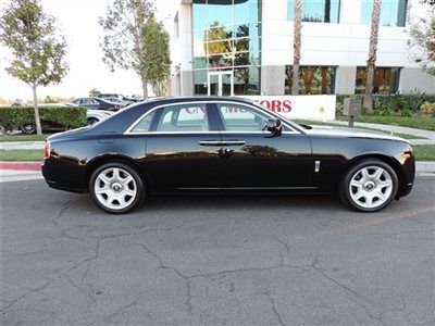 2011 rolls royce ghost / black on black / stainless hood / loaded w options 2012